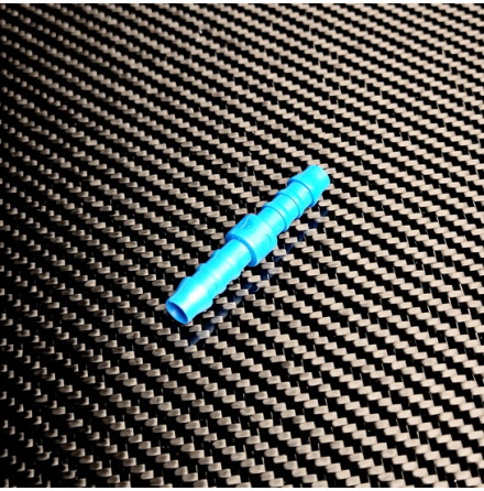 Skarv r�r i plast passande 8mm inv slang